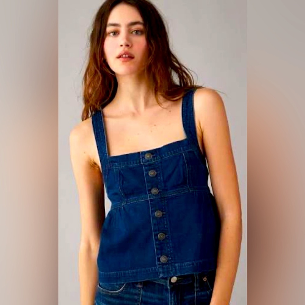 NWT American Eagle Women's Blue Denim Tank Top, perfect for concerts Size: X-SM​